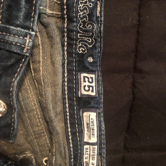 Miss Me Jeans - Picture 2 of 5